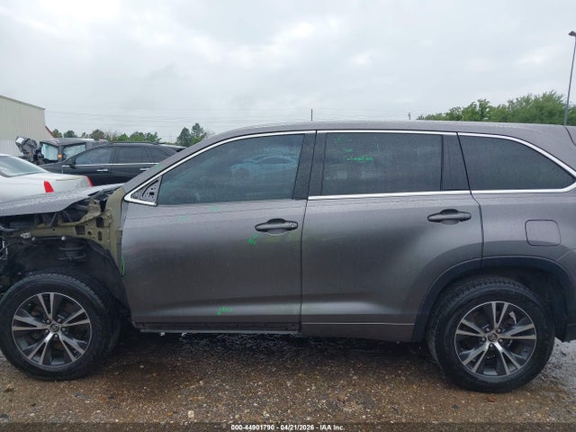 Toyota Highlander Le