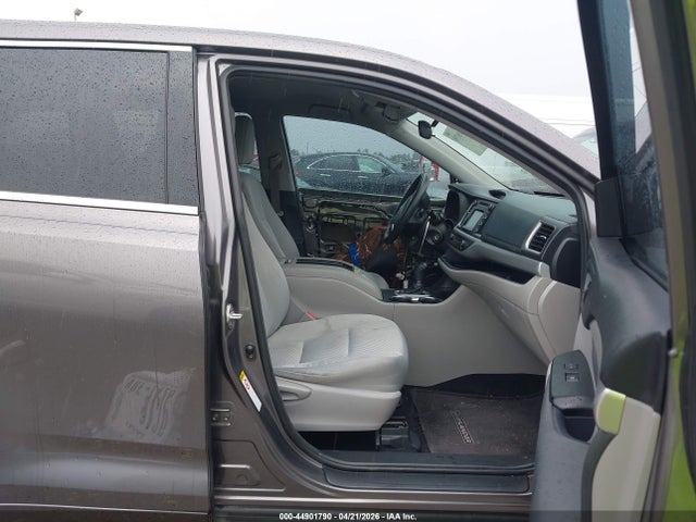 Toyota Highlander Le