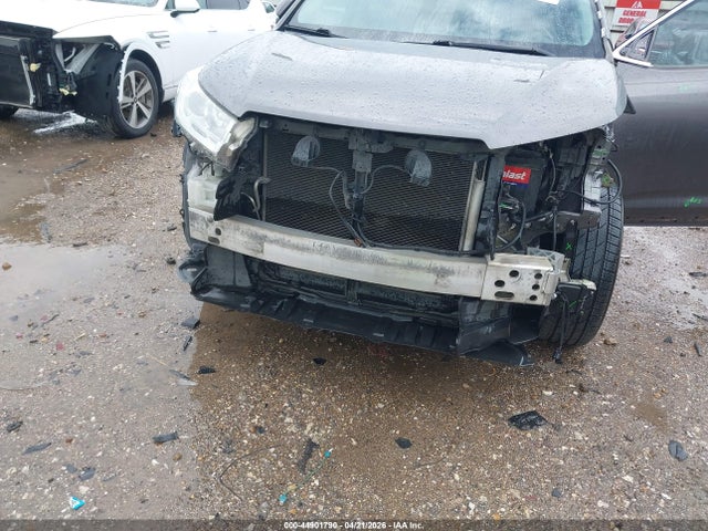Toyota Highlander Le