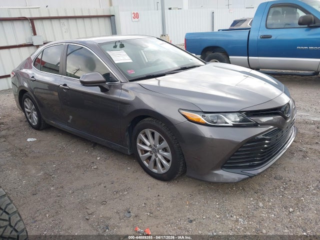 Salvage Toyota Camry Image