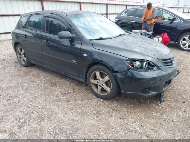 Salvage Mazda Mazda3 Image