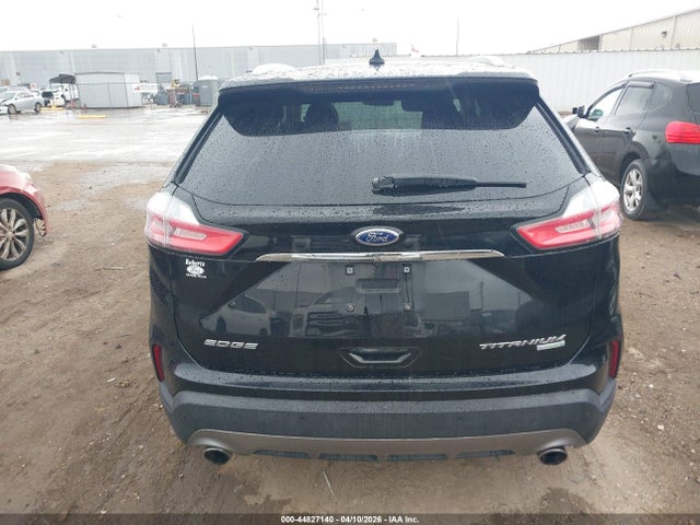 Ford Edge Titanium