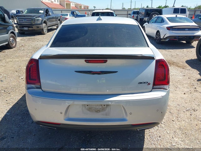 Chrysler 300 300s