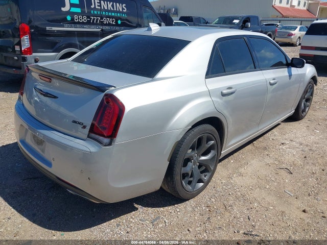Chrysler 300 300s
