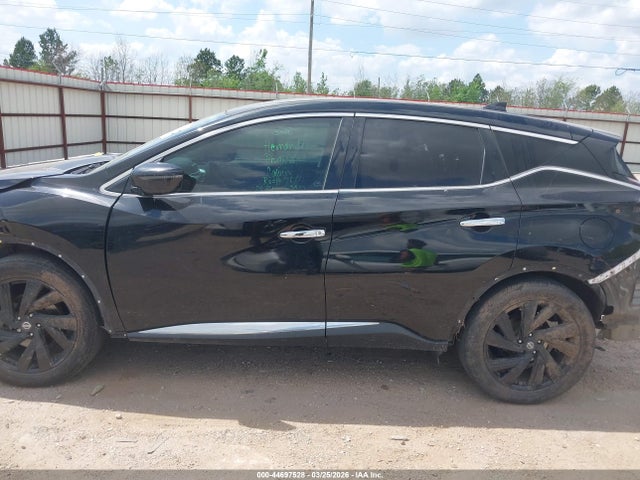 Nissan Murano S