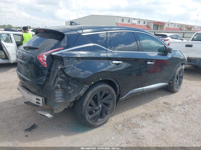 Nissan Murano S