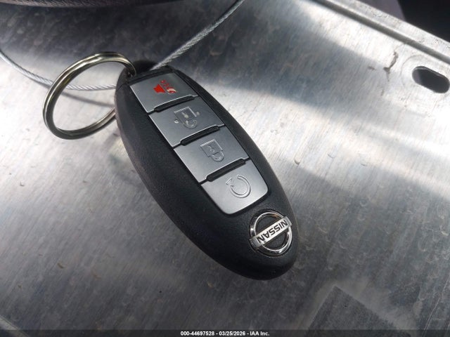 Nissan Murano S