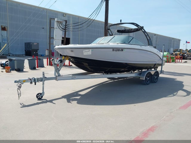 Chaparral 23