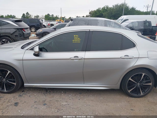 Toyota Camry Xse