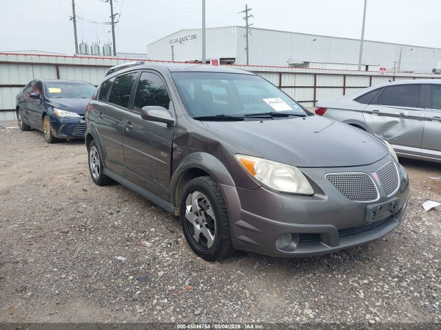 Salvage Pontiac Vibe Image