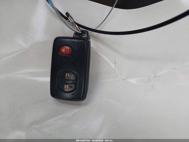 Toyota RAV4 Limited V6