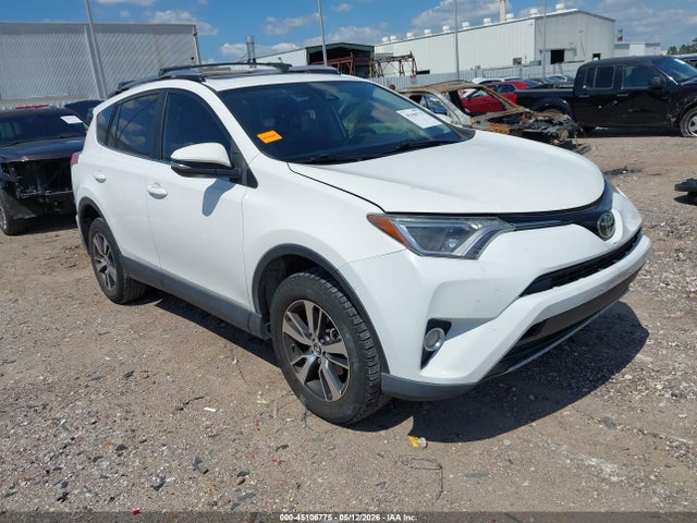 Salvage Toyota RAV4 Image