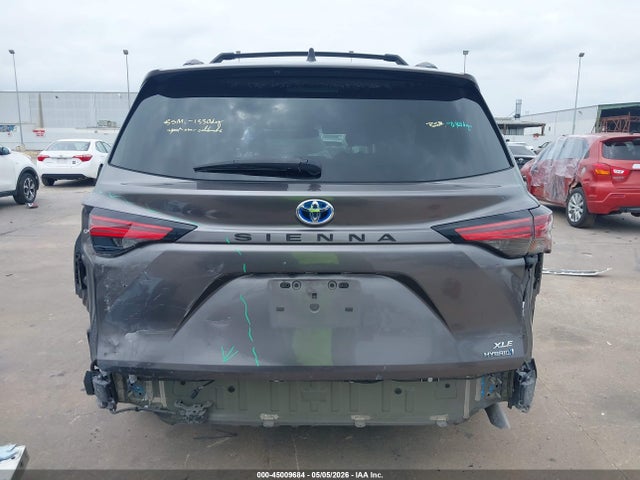 Toyota Sienna Xle