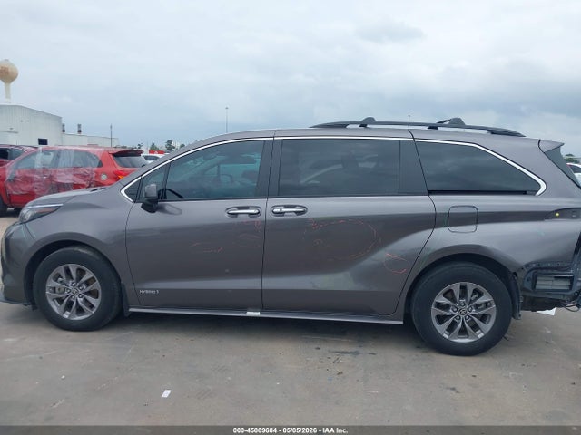 Toyota Sienna Xle