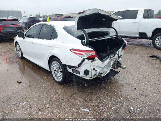 Toyota Camry Xle