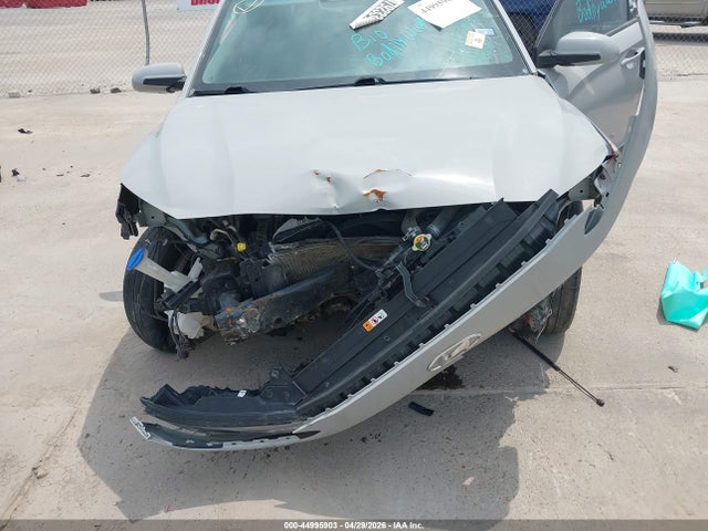 Hyundai KONA Se