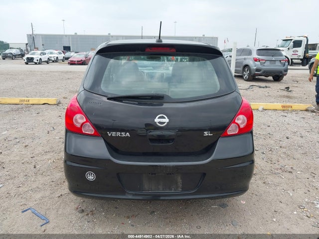 Nissan Versa 1.8sl
