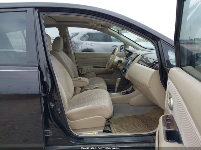 Nissan Versa 1.8sl