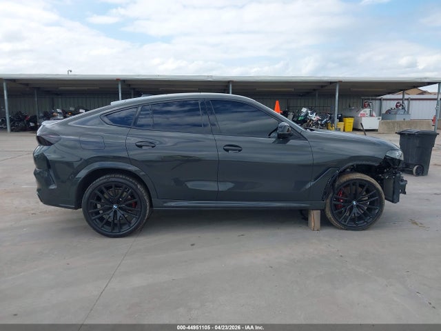 BMW X Series M60i