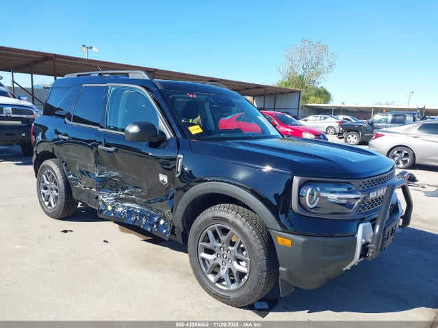 Salvage Ford Bronco Image