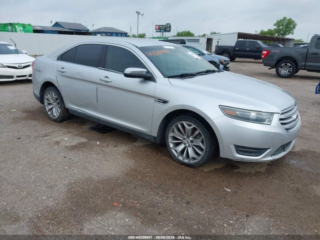 Salvage Ford Taurus Image