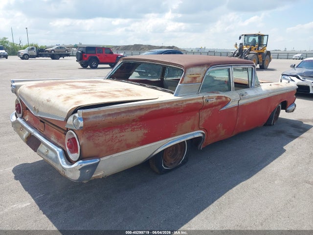 Ford Galaxie 500 Fairlane