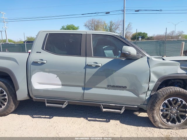 Toyota Tundra Sr5