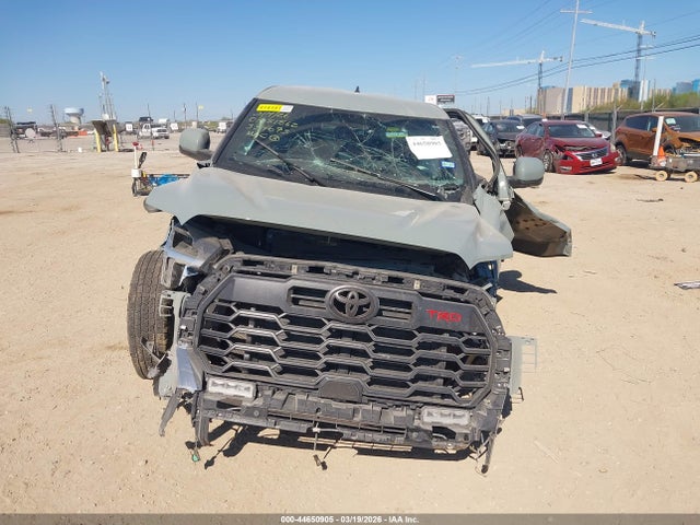 Toyota Tundra Sr5