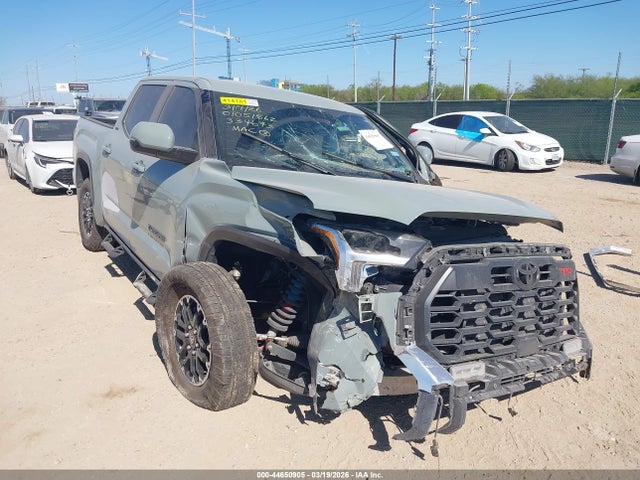 Salvage Toyota Tundra Image