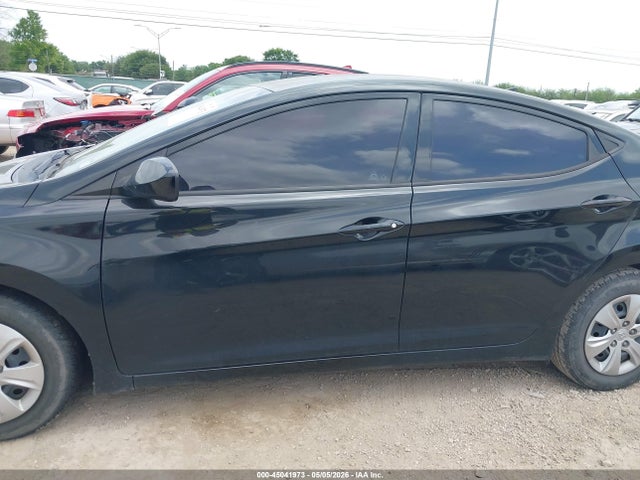 Hyundai ELANTRA Se