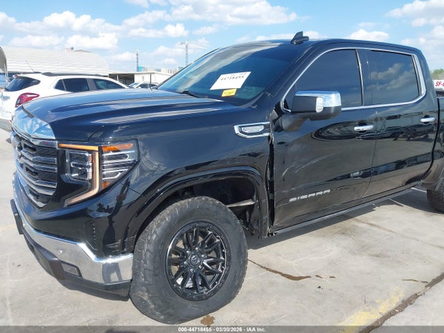 GMC Sierra 1500 4wd  Short Box Slt