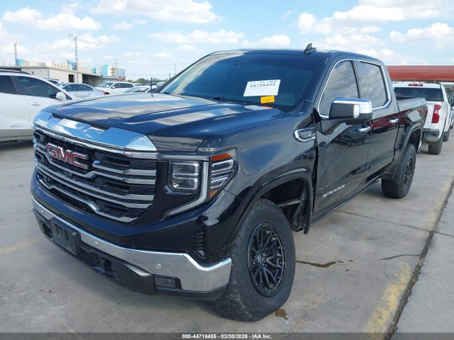 GMC Sierra 1500 4wd  Short Box Slt