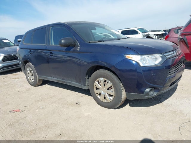 Salvage Mitsubishi Outlander Image