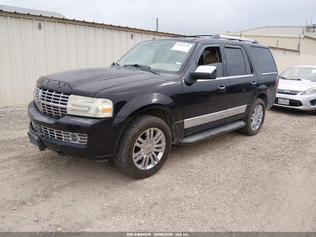 Lincoln Navigator