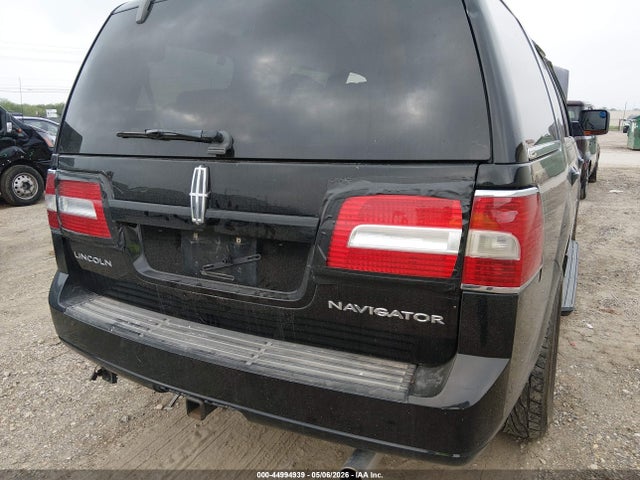 Lincoln Navigator