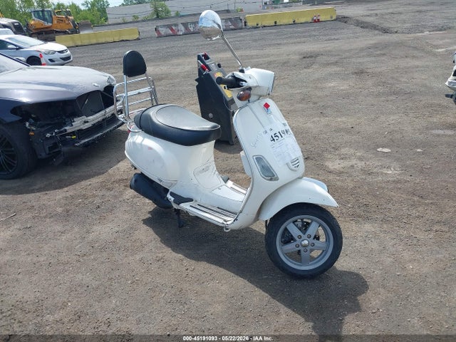 2009 Vespa Lx