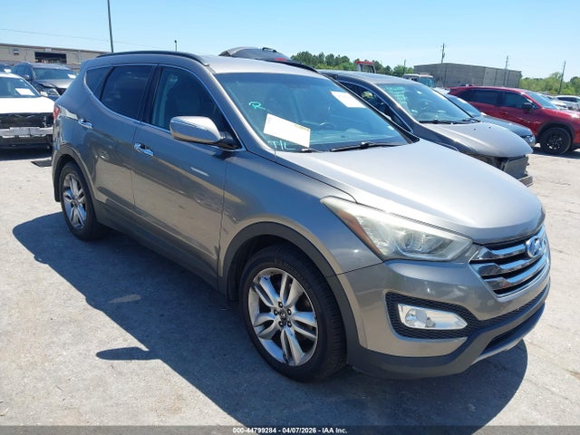 Salvage Hyundai SANTA FE Image
