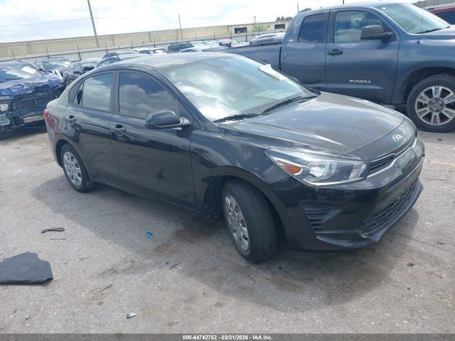 Salvage Kia Rio Image