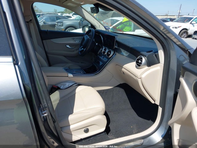 Mercedes-Benz GLC Suv