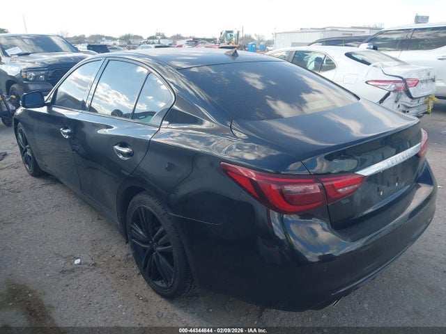 INFINITI Q50 3.0t Luxe
