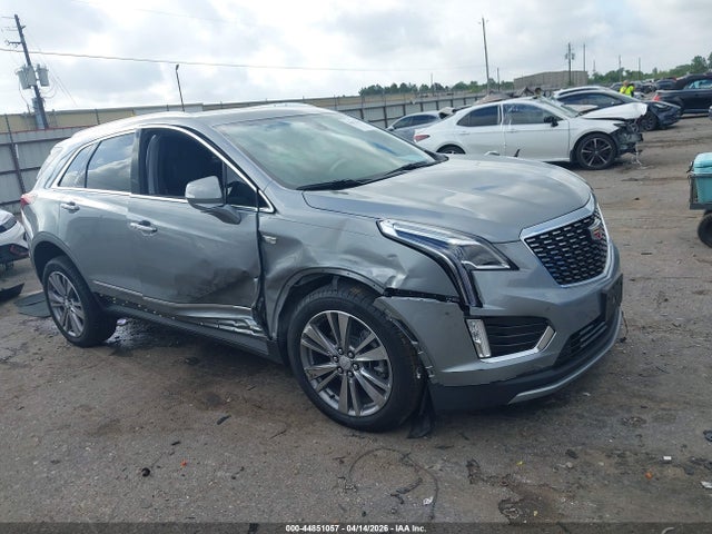 Salvage Cadillac XT5 Image