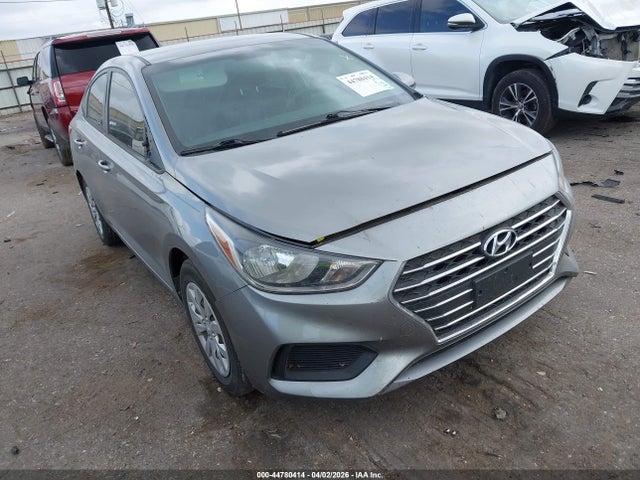 Salvage Hyundai ACCENT Image
