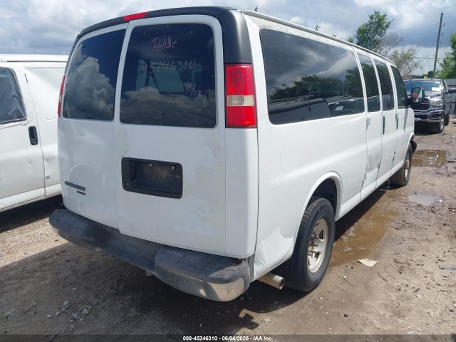 Chevrolet Express Lt