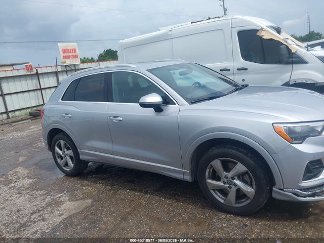 Audi Q3 2.0t Premium