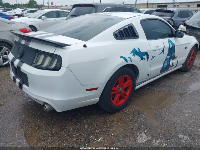 Ford Mustang V6