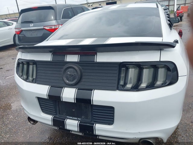 Ford Mustang V6