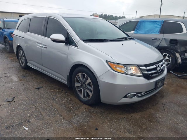 Salvage Honda Odyssey Image