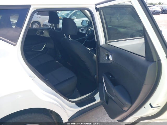 Kia Soul Lx