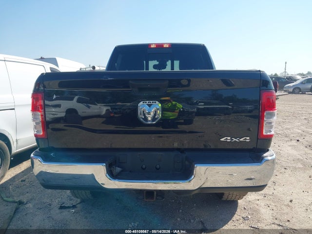 Ram 2500 Tradesman  4x4 6'4 Box
