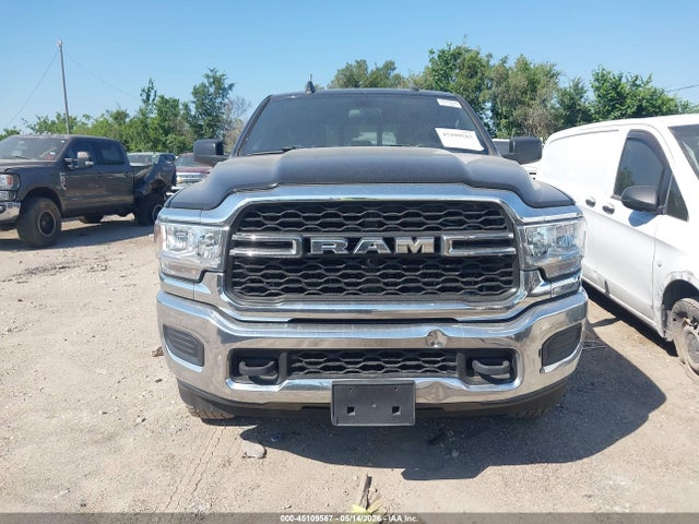 Ram 2500 Tradesman  4x4 6'4 Box